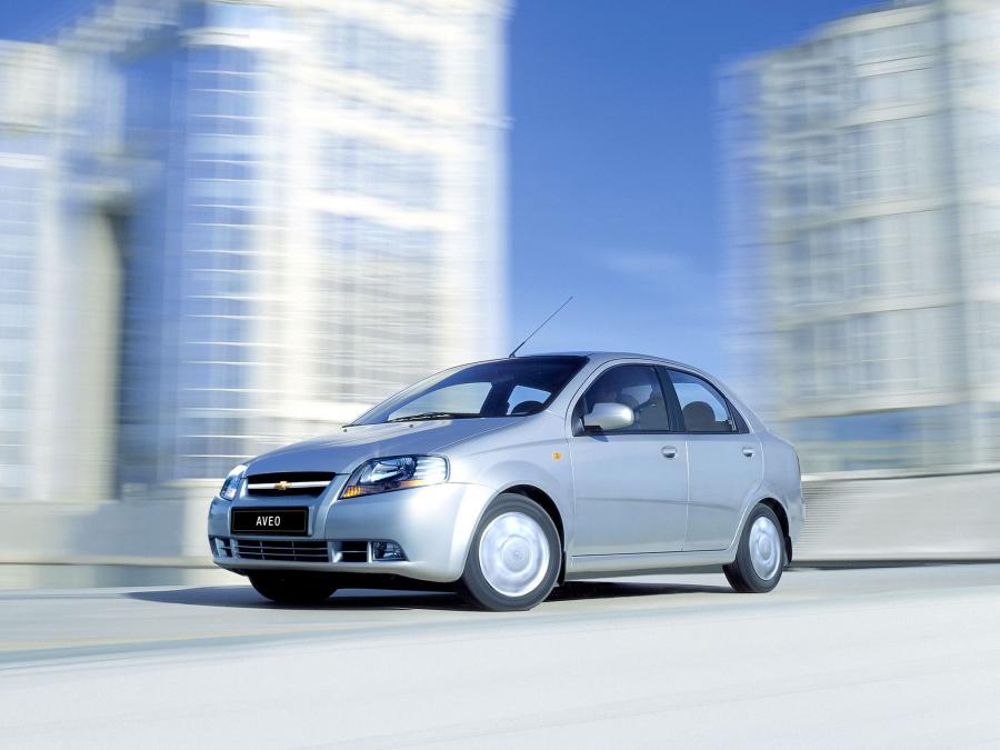  Chevrolet Aveo Sedan 2003 года  (фото 8 из 16)